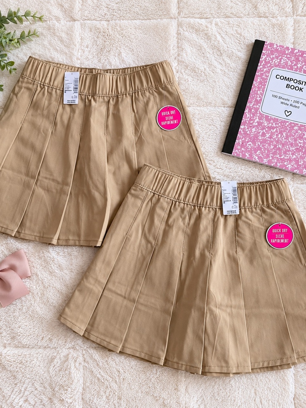 The Children’s Place Girls Size 8 Khaki Pleated School Skirts NWT Set of 2